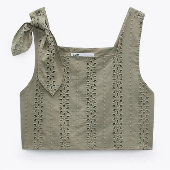 𝅺zara eyelet cropped tank - Picture 3 of 9